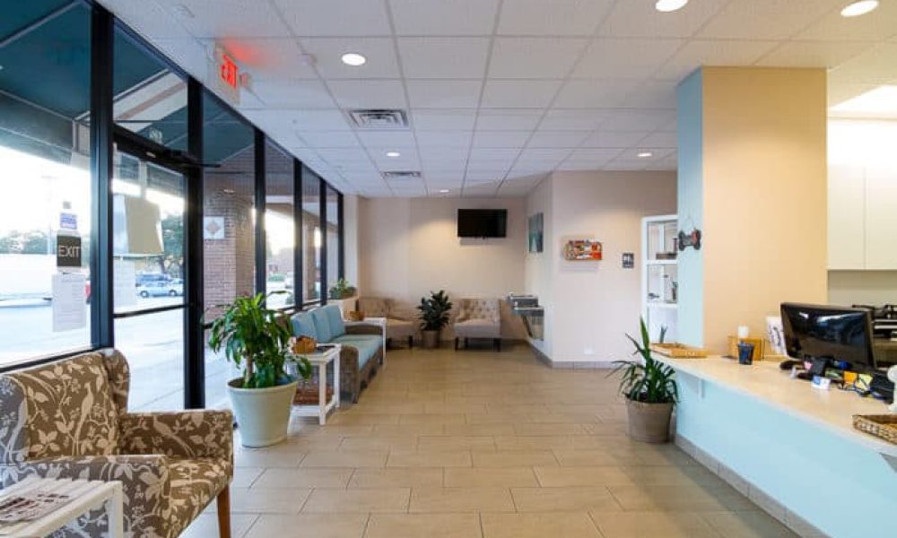 Website picture - front entry lobby 3